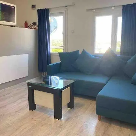 Ninos Sea View Holiday home *